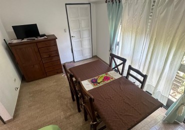 Departamento 2 Ambientes en Complejo Burriquetas · Muy Buen Estado · 4 cuadras del mar