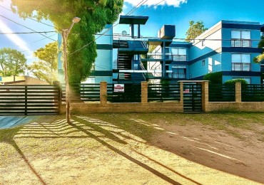 Departamento 2 Ambientes en Complejo Burriquetas · Muy Buen Estado · 4 cuadras del mar