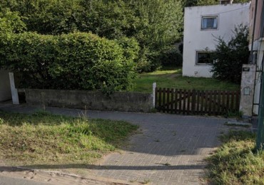 VENTA OPORTUNIDAD CASA CON TERRENO Y GAS NATURAL IDEAL DESARROLLOS