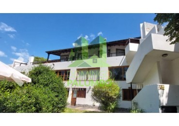 CASA DE 4 AMBIENTES CON LOCAL Y FONDO DE COMERCIO FUNCIONANDO!